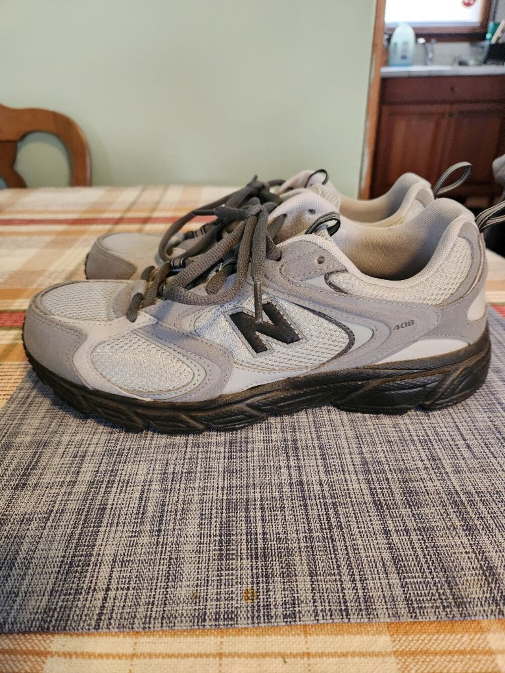 New Balance 408 Men's 9 - Picture 2 of 10